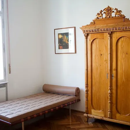 New Grandriverbudapest - 120 Sqm - Elevator Budapeşte