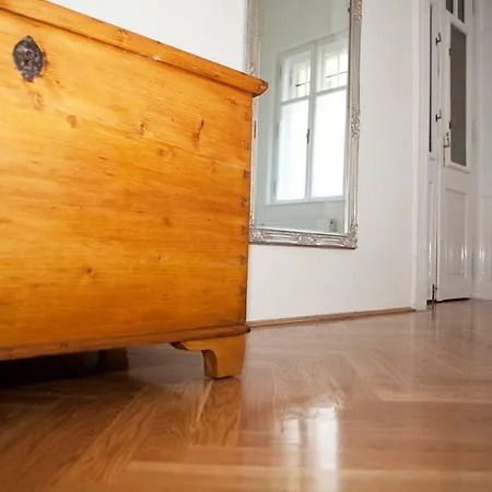 New Grandriverbudapest - 120 Sqm - Elevator Apartamento Budapeste