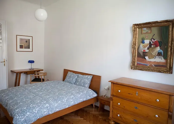 New Grandriverbudapest - 120 Sqm - Elevator Appartement *